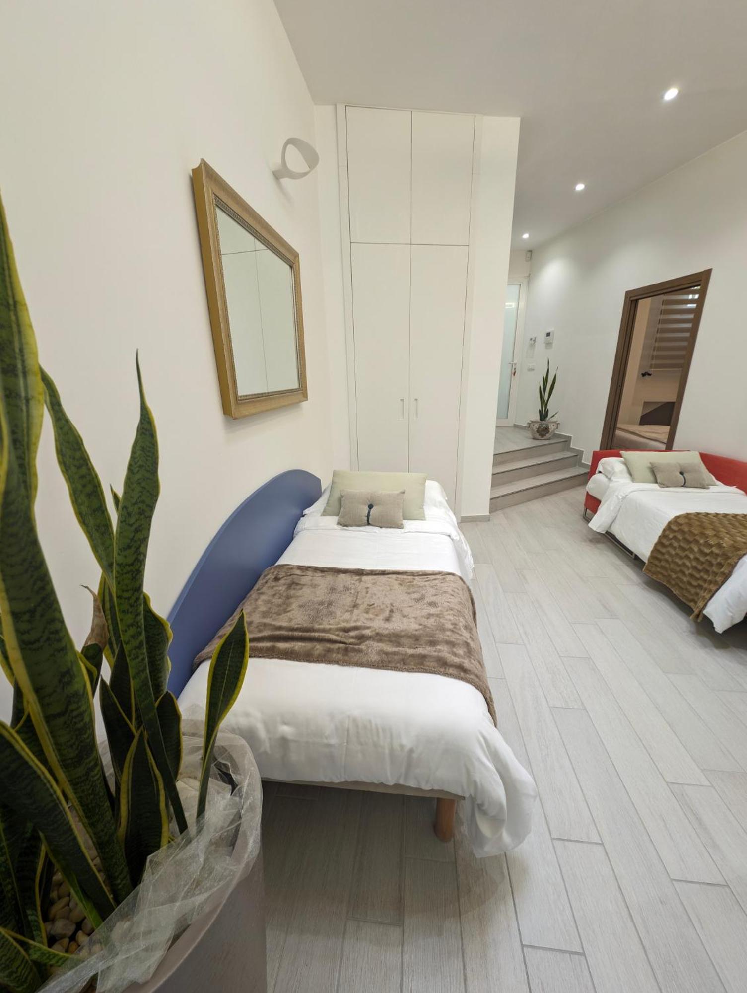 Golden Suite Apartments มาเตรา ภายนอก รูปภาพ